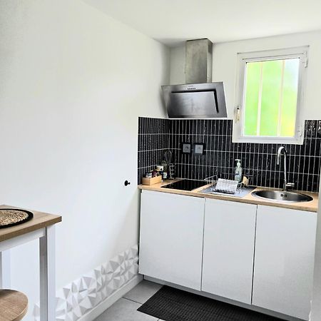 Épinay-sur-Seine Grand Studio Cosy Proche Paris מראה חיצוני תמונה