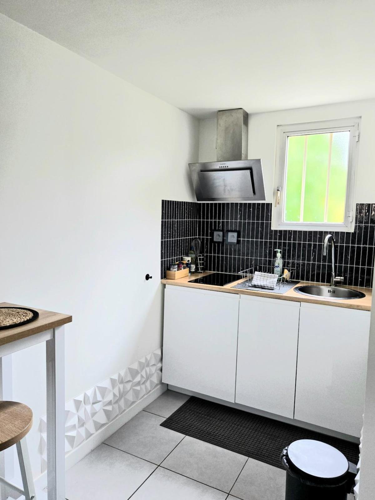 Épinay-sur-Seine Grand Studio Cosy Proche Paris מראה חיצוני תמונה